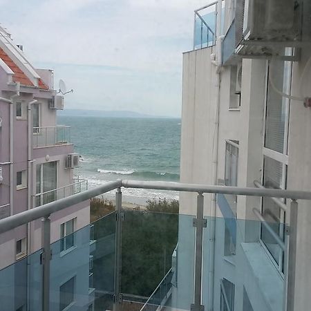 Kraybrezhna Apartment Pomorie Ngoại thất bức ảnh